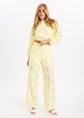 Fina pantalon met bloemen, lichtgeel, large